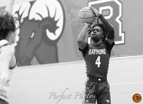 12-21-23_19-34-26_Raymond-V-Belmont_21338-Edit