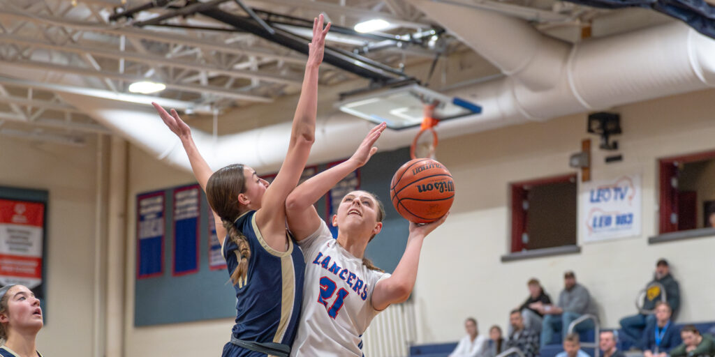 Londonderry downs Windham, wins 6th straight