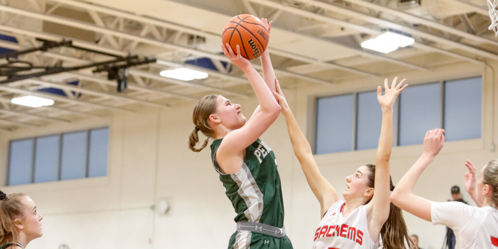 Pembroke upsets Laconia, moves on to title game