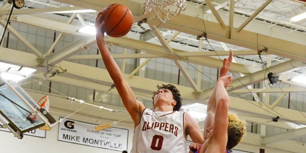 Clippers sail past Lancers